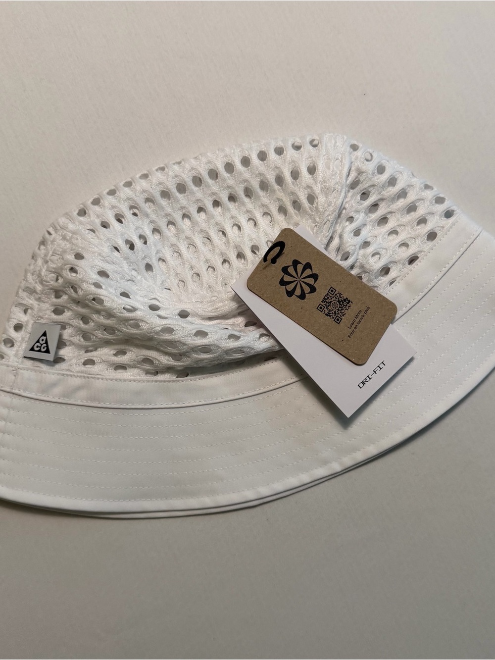 Nike ACG Radical Airflow Apex Bucket Hat IX1855-100